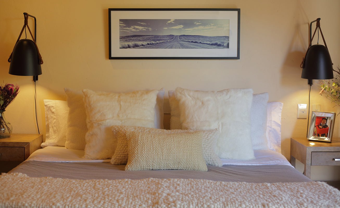 Flame Pattern Natural Wool Lumbar Pillow